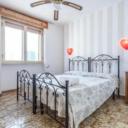 La Torre Fronte Mare Primo Piano Puglia On Line Apartment Torre Mozza