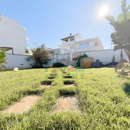 La Torre Fronte Mare Primo Piano Puglia On Line Apartment
