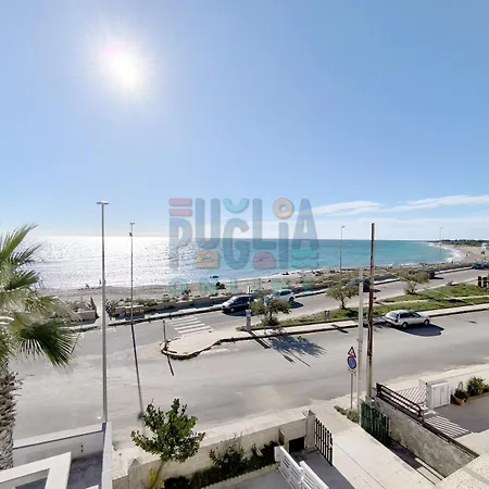 La Torre Fronte Mare Primo Piano Puglia On Line *